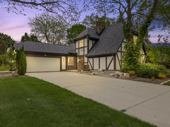 1908 Bobolink AVENUE, Grafton, WI 53024