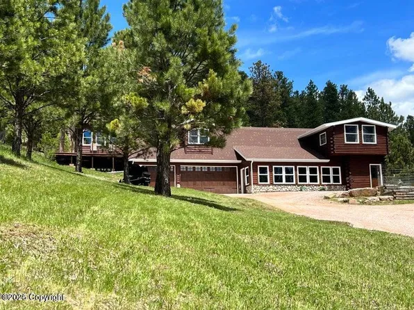 183 Crooked Pine Trl, Newcastle, WY 82701