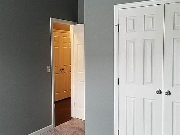 4th image of 5293 N Cypress Cir