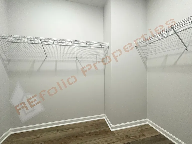 1605 Immagene Way — Photo 14