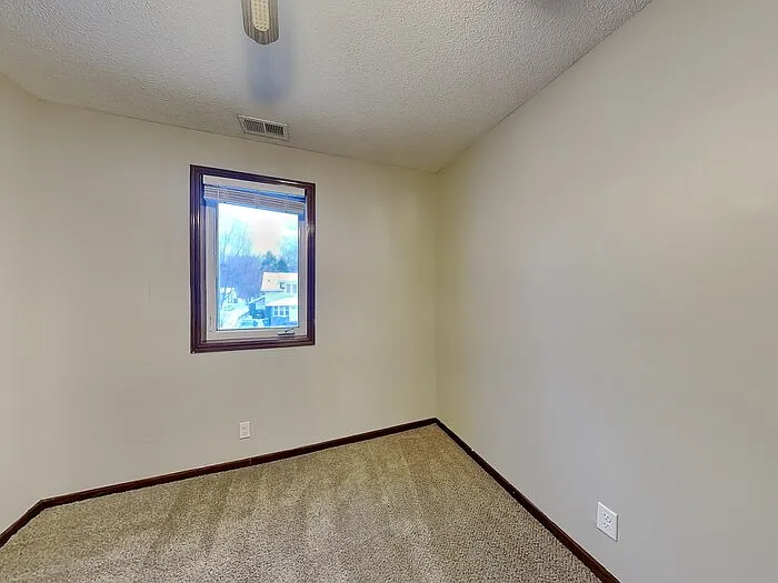 891 Hazelwood St — Photo 14
