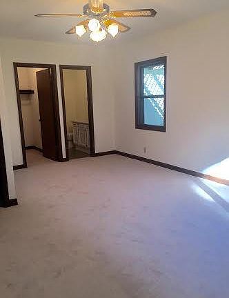 5th image of 1825 E Main St