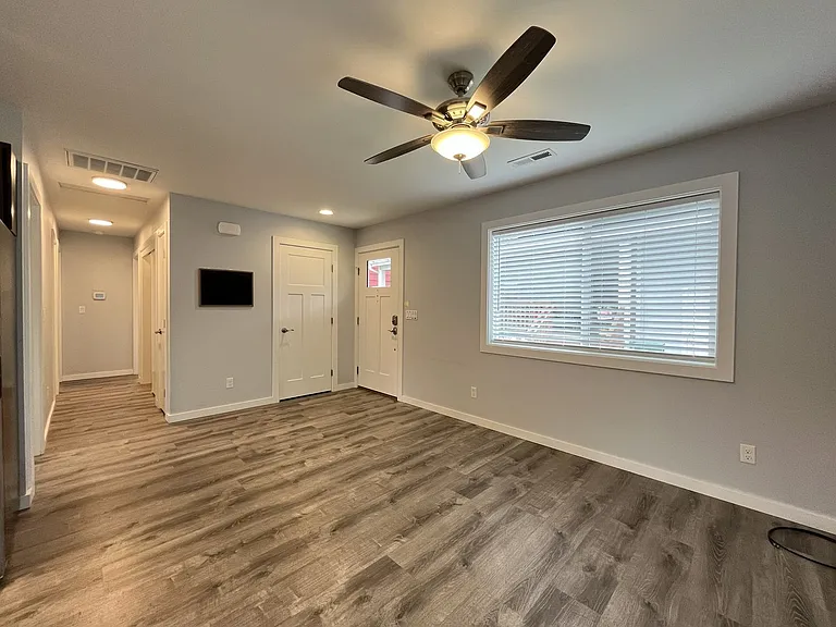 2822 NE Davis St #B — Photo 12