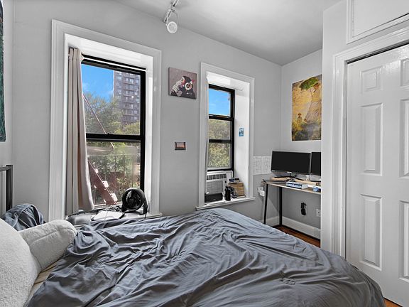 2nd image of 163 Chrystie St APT 8