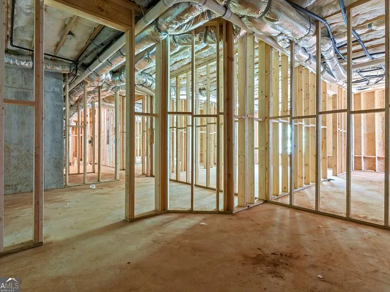 400 Ansley Dr — Photo 28
