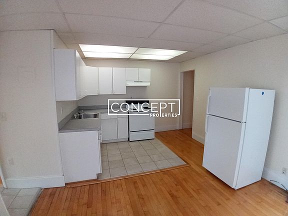 5th image of 437 Cambridge St APT 23
