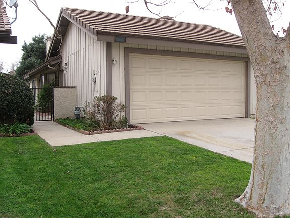 2nd image of 4521 E Vistapark Dr