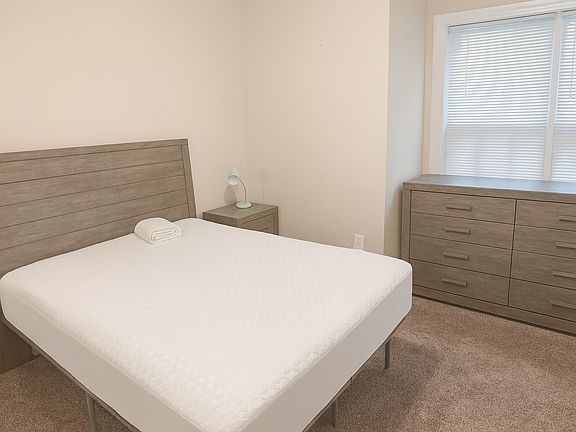 4th image of 2221 Mountain Mist Ct Unit 102