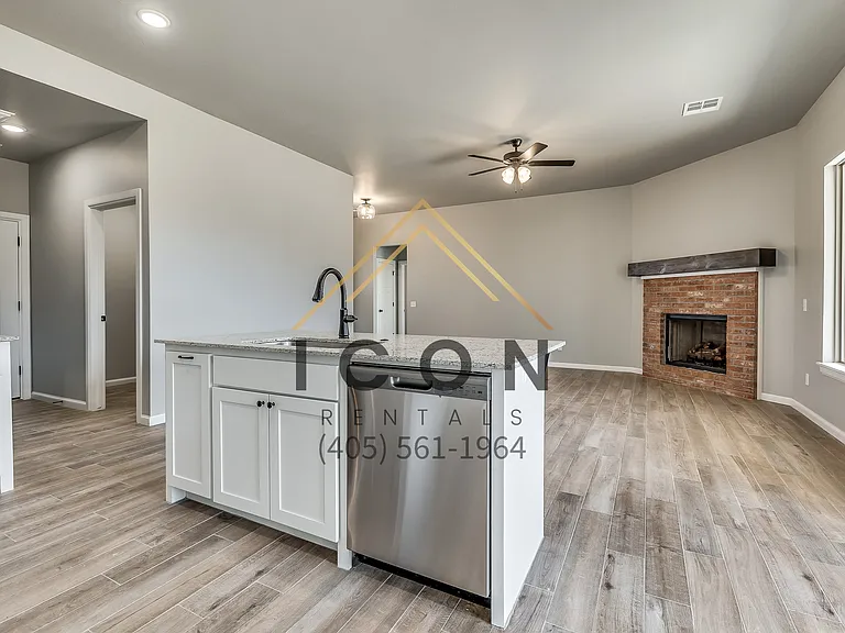 713 N Cottontail Way — Photo 10