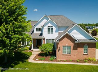 12630 Paradise Dr, Dewitt, MI 48820