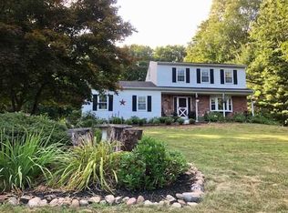 51 Queen Anne Ln, Wappingers Falls, NY 12590