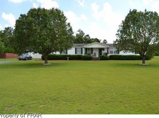 152 W Wind Dr, Vass, NC 28394