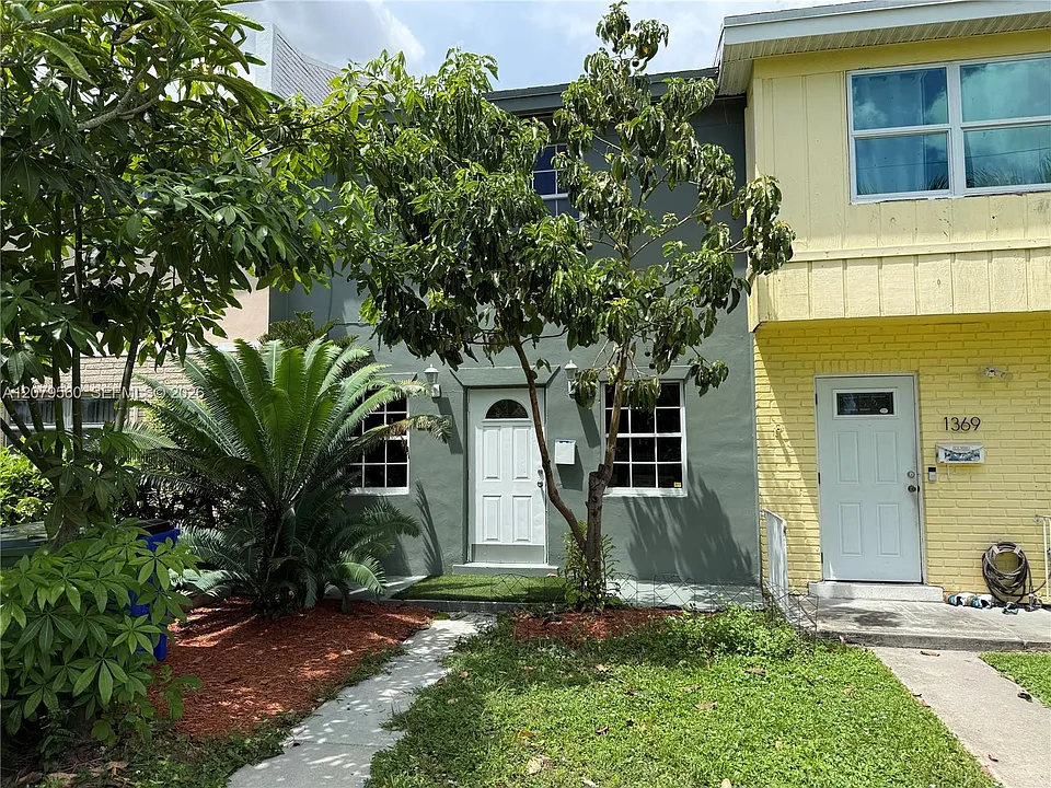 1367 NW 66th Ave #1367