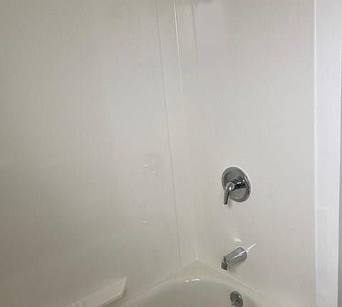 4th image of 235 Peck Ave #2