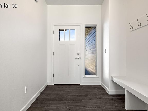 2nd image of 210 Packer St