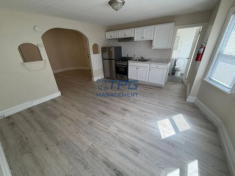 67-69 Passaic St #69-2F — Photo 2