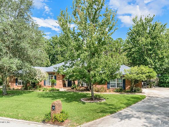 2nd image of 2273 Hammock Oaks Dr N