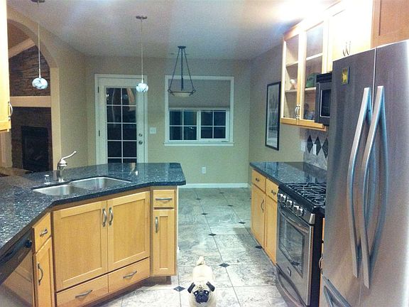 4th image of 6012 Rock Chuck Cir