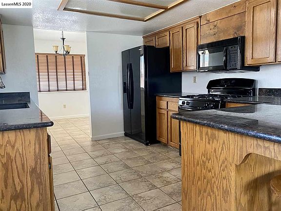 3rd image of 471-195 Linco Ln