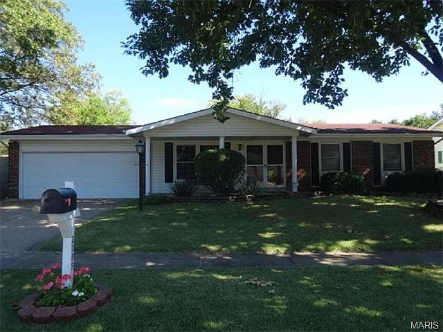 1st image of 2185 Jenkee Dr