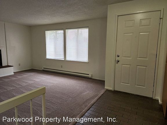 5th image of 3035 Bridgeport Way W APT B