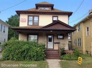 1117 Cherry St #A, Oshkosh, WI 54901