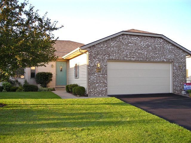 6111 Pebble 