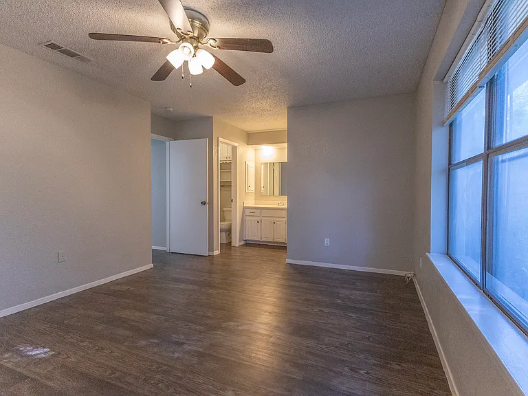 6806 Edmond Ave — Photo 6
