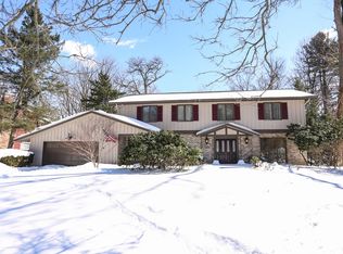 30 Huntington Mdw, Rochester, NY 14625