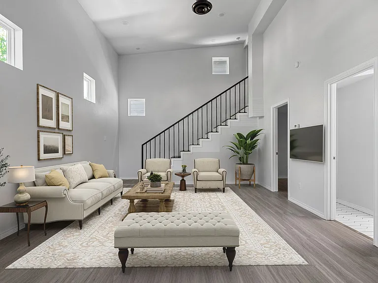 Rosedale — Photo 1