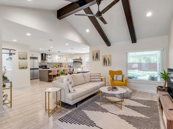 7301 Lunar Dr, Austin, TX 78745