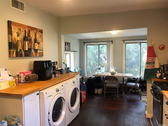 4th image of 9 Ferndale Ave
