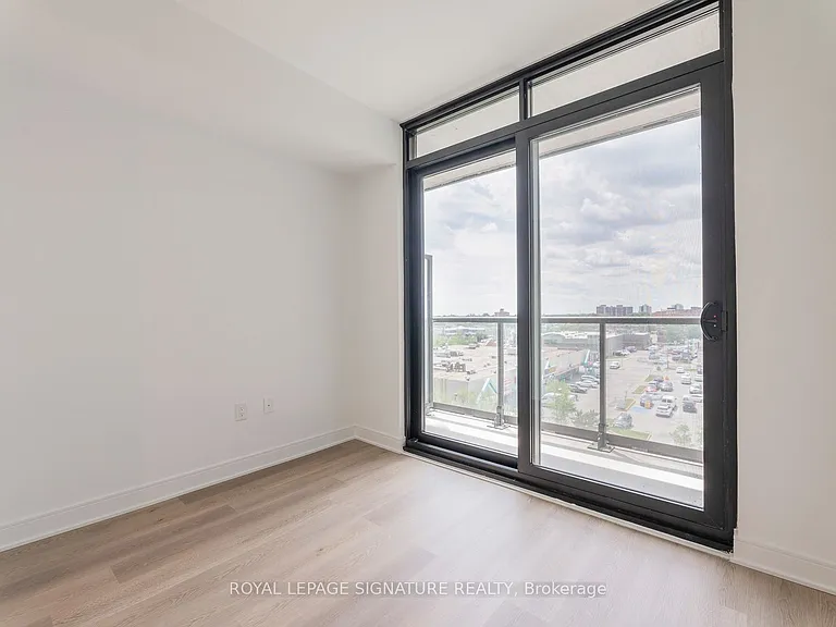 86 Dundas St E #526 — Photo 9