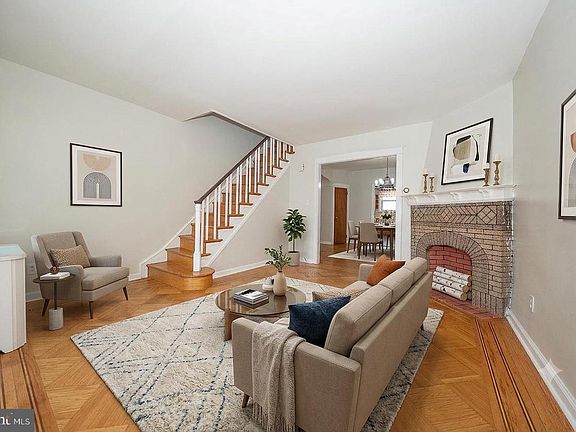 5th image of 628 Gerhard St