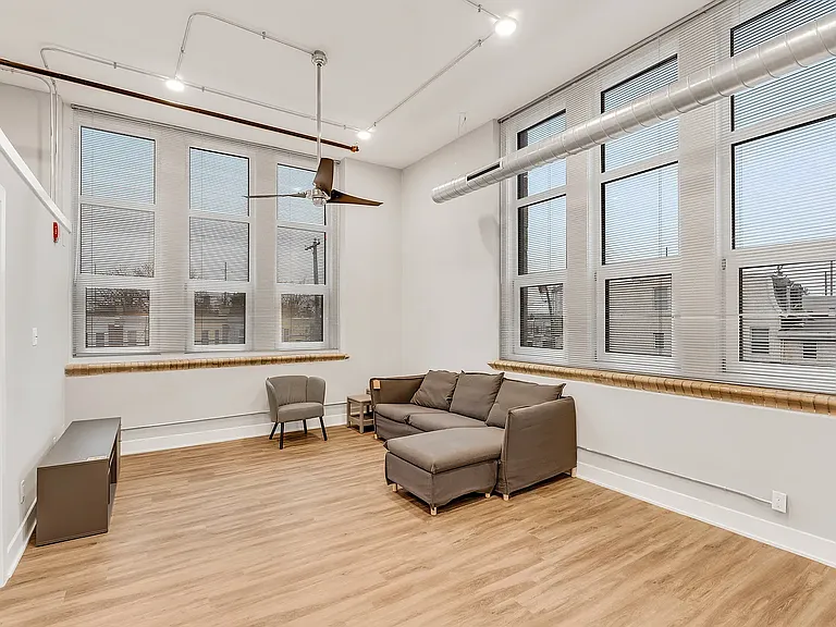 3700 Frankford Ave #B238 — Photo 2