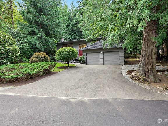 2nd image of 1590 Wildwood Boulevard SW