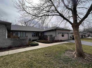 5095 Hermitage Trl, Rockford, IL 61114