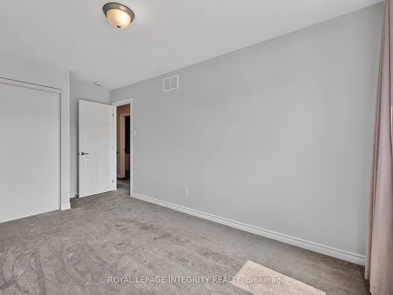 129 Umbra Pl — Photo 37
