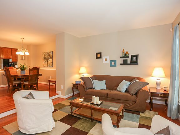2nd image of 12120 Presidio Way