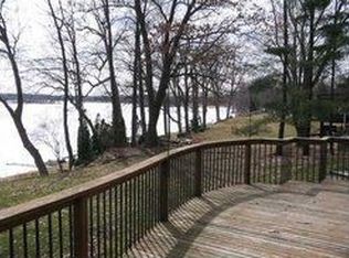 1220 Long Lake Ct, Brighton, MI