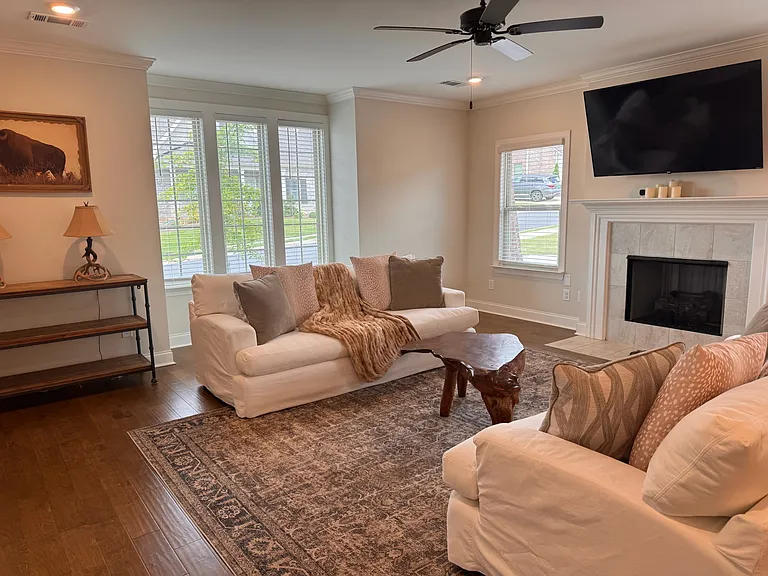 854 Clear Spring Dr — Photo 6