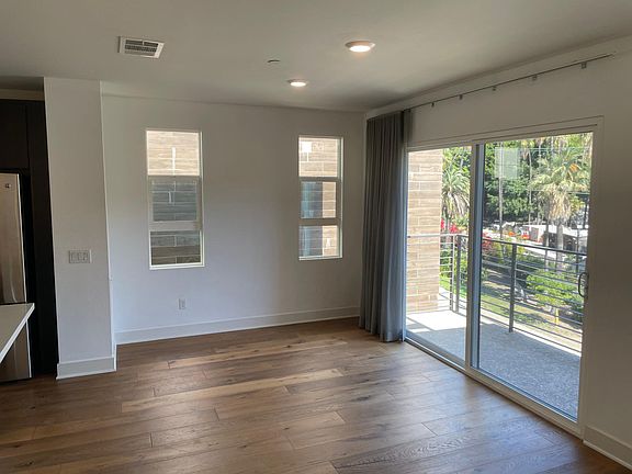 5th image of 2766 Wright Ln