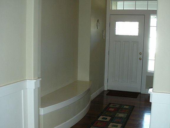 2nd image of 6107 Ashbourne Ln SE