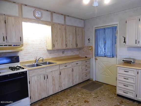 4th image of 2502 Kathryn Dr