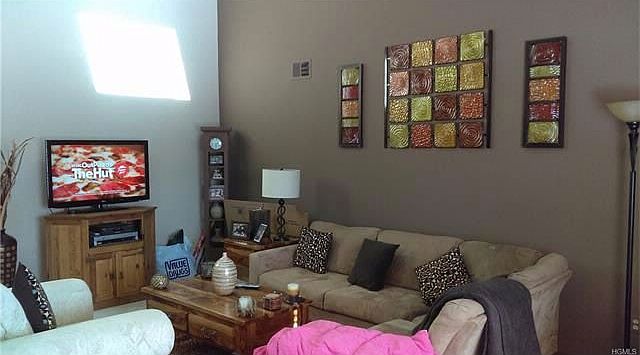 2nd image of 43 Vista Dr