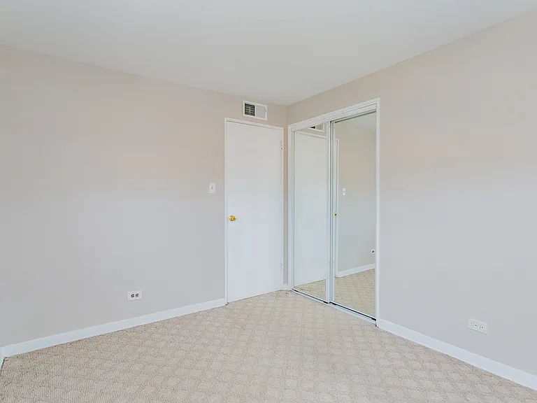 4852 Carol St — Photo 18