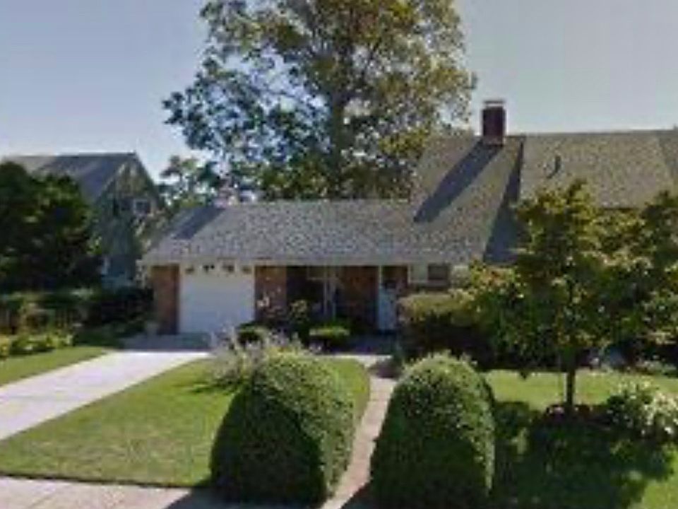 2 Starlight Ln, Levittown, NY 11756 MLS 11210063 Zillow