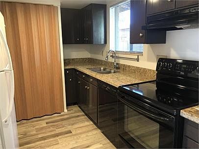 5th image of 466 N Harris Dr APT A