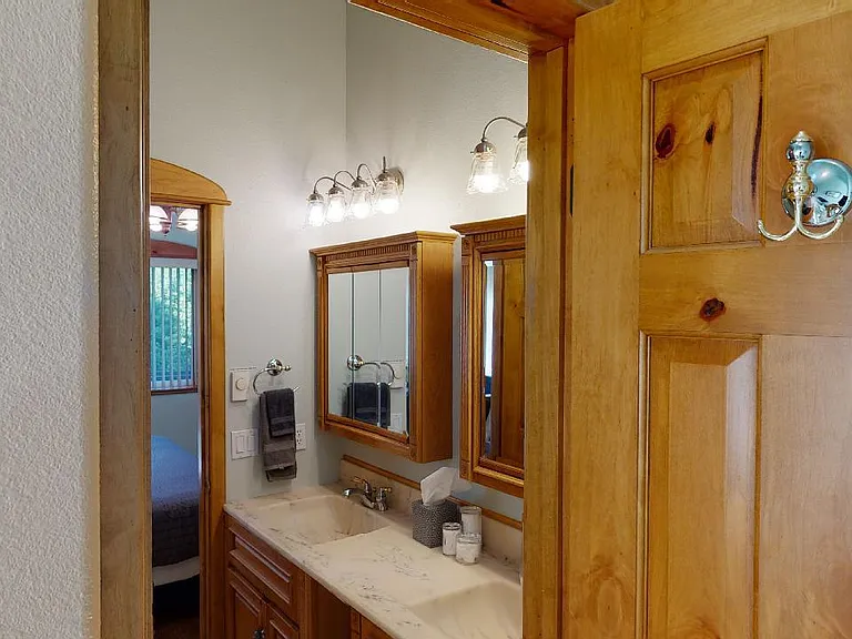 94451 Jerrys Flat Rd — Photo 38