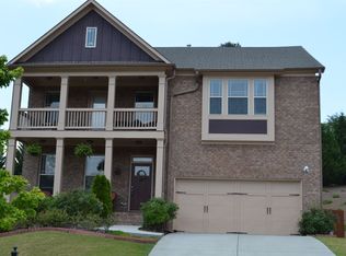1605 Winning Colors Ct, Suwanee, GA 30024